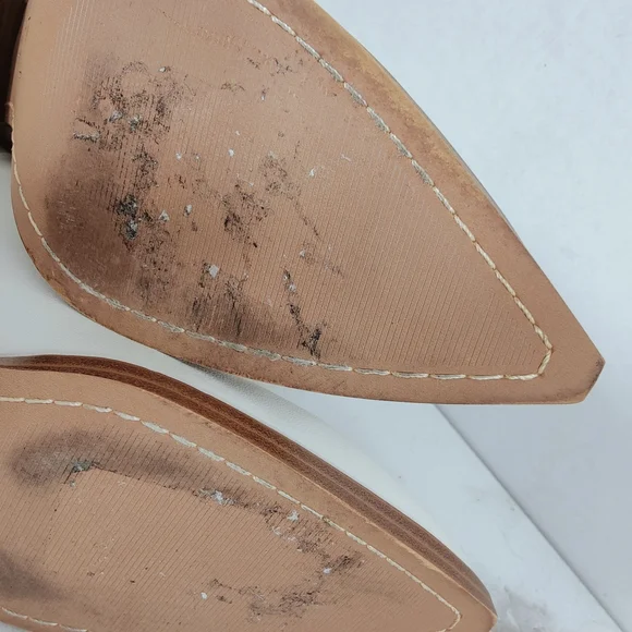 Marc Fisher Lommie Off White Western Style Block Heel Cowboy Ankle Boots, 8.5 - Picture 6 of 13